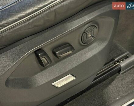 Коричневый Фольксваген Туарег, объемом двигателя 3 л и пробегом 114 тыс. км за 60990 $, фото 31 на Automoto.ua