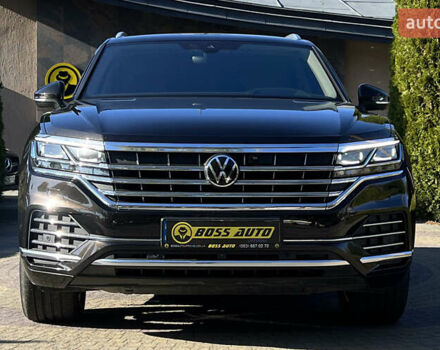 Коричневый Фольксваген Туарег, объемом двигателя 2.97 л и пробегом 96 тыс. км за 60999 $, фото 1 на Automoto.ua