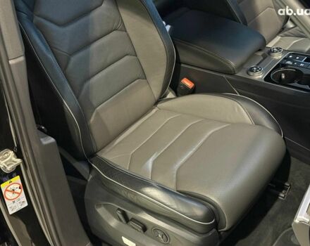 Коричневый Фольксваген Туарег, объемом двигателя 3 л и пробегом 114 тыс. км за 60990 $, фото 30 на Automoto.ua