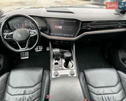 Коричневий Фольксваген Туарег, об'ємом двигуна 3 л та пробігом 106 тис. км за 55888 $, фото 17 на Automoto.ua