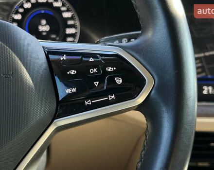 Коричневый Фольксваген Туарег, объемом двигателя 2.97 л и пробегом 96 тыс. км за 60999 $, фото 16 на Automoto.ua