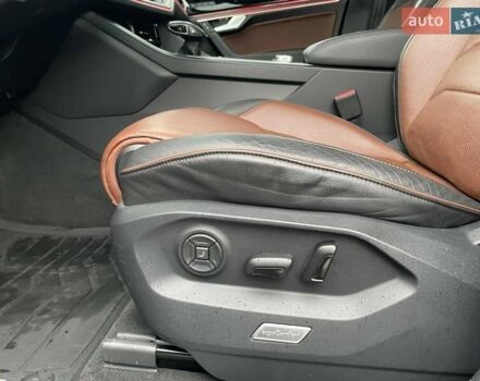 Коричневый Фольксваген Туарег, объемом двигателя 2.97 л и пробегом 74 тыс. км за 62000 $, фото 13 на Automoto.ua