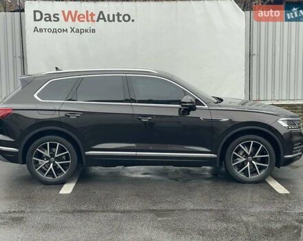 Коричневый Фольксваген Туарег, объемом двигателя 2.97 л и пробегом 74 тыс. км за 62000 $, фото 2 на Automoto.ua