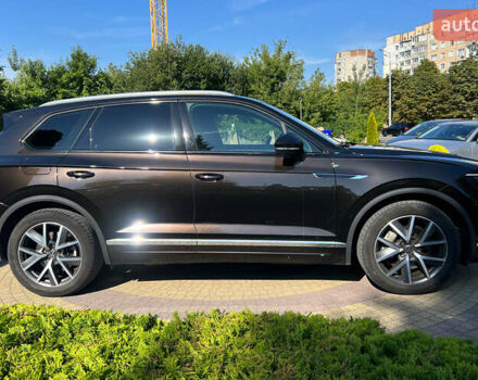 Коричневый Фольксваген Туарег, объемом двигателя 3 л и пробегом 47 тыс. км за 60999 $, фото 7 на Automoto.ua