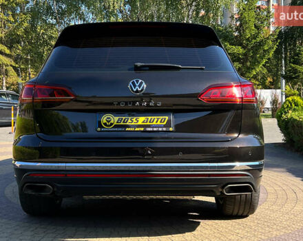 Коричневый Фольксваген Туарег, объемом двигателя 3 л и пробегом 47 тыс. км за 60999 $, фото 5 на Automoto.ua