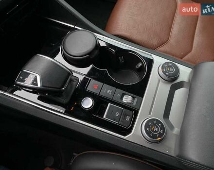 Коричневий Фольксваген Туарег, об'ємом двигуна 2.99 л та пробігом 48 тис. км за 69000 $, фото 19 на Automoto.ua