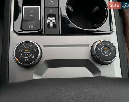 Коричневий Фольксваген Туарег, об'ємом двигуна 2.99 л та пробігом 48 тис. км за 69000 $, фото 20 на Automoto.ua