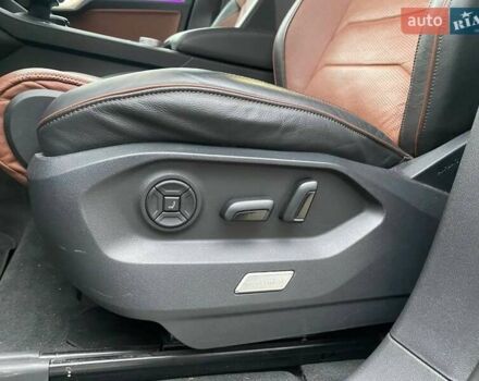 Коричневий Фольксваген Туарег, об'ємом двигуна 2.99 л та пробігом 48 тис. км за 69000 $, фото 24 на Automoto.ua