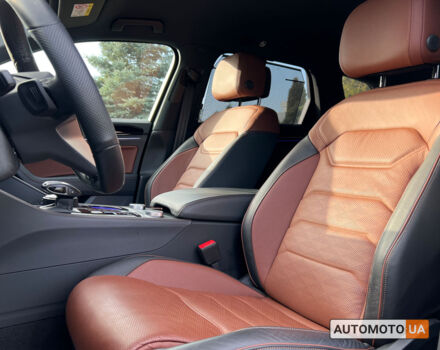 Коричневый Фольксваген Туарег, объемом двигателя 3 л и пробегом 10 тыс. км за 83600 $, фото 21 на Automoto.ua