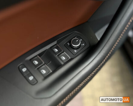 Коричневый Фольксваген Туарег, объемом двигателя 3 л и пробегом 10 тыс. км за 83600 $, фото 24 на Automoto.ua