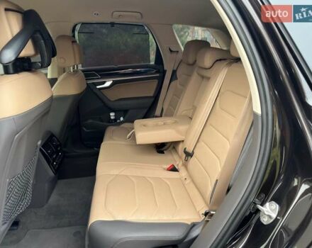 Коричневый Фольксваген Туарег, объемом двигателя 2.97 л и пробегом 76 тыс. км за 75077 $, фото 20 на Automoto.ua