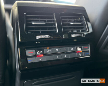 Коричневый Фольксваген Туарег, объемом двигателя 3 л и пробегом 10 тыс. км за 83600 $, фото 18 на Automoto.ua