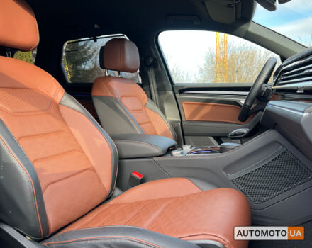 Коричневый Фольксваген Туарег, объемом двигателя 3 л и пробегом 10 тыс. км за 83600 $, фото 13 на Automoto.ua