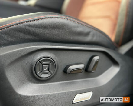 Коричневый Фольксваген Туарег, объемом двигателя 3 л и пробегом 10 тыс. км за 83600 $, фото 22 на Automoto.ua