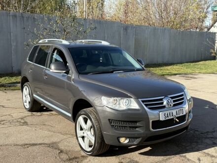 Коричневый Фольксваген Туарег, объемом двигателя 3 л и пробегом 132 тыс. км за 5500 $, фото 1 на Automoto.ua