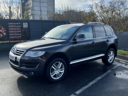 Коричневый Фольксваген Туарег, объемом двигателя 3 л и пробегом 308 тыс. км за 14000 $, фото 1 на Automoto.ua