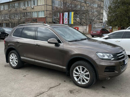 Фольксваген Туарег 2010 у Кривому Розі на Automoto.ua Коричневий Фольксваген Туарег, об'ємом двигуна 2.97 л та пробігом 246 тис. км за 17500 $, фото 1 на Automoto.ua