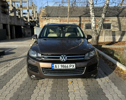 Коричневый Фольксваген Туарег, объемом двигателя 2.97 л и пробегом 273 тыс. км за 20000 $, фото 1 на Automoto.ua