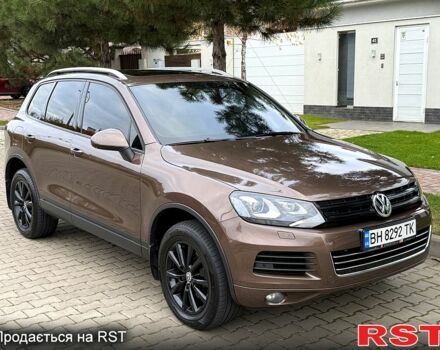 Коричневий Фольксваген Туарег, об'ємом двигуна 3 л та пробігом 200 тис. км за 17500 $, фото 1 на Automoto.ua
