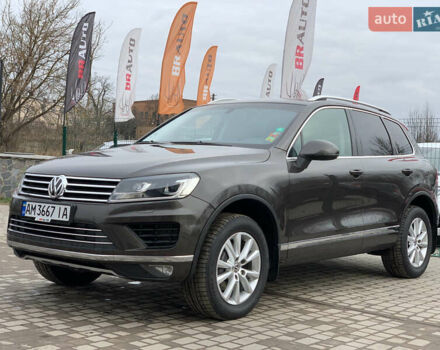 Коричневый Фольксваген Туарег, объемом двигателя 3 л и пробегом 227 тыс. км за 23855 $, фото 1 на Automoto.ua