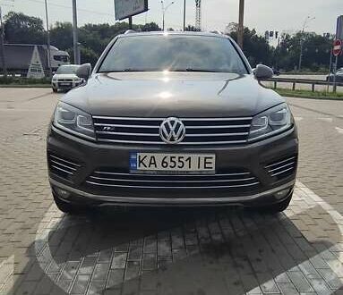 Фольксваген Туарег 2014 в Киеве на Automoto.ua Коричневый Фольксваген Туарег, объемом двигателя 2.97 л и пробегом 200 тыс. км за 17999 $, фото 1 на Automoto.ua