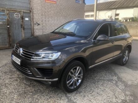 Коричневый Фольксваген Туарег, объемом двигателя 3 л и пробегом 230 тыс. км за 25000 $, фото 1 на Automoto.ua