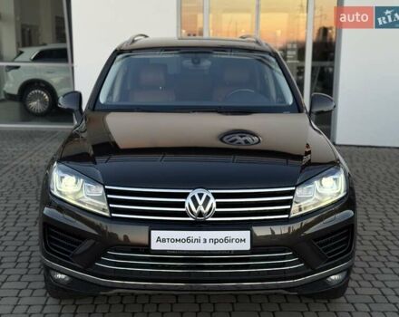 Коричневый Фольксваген Туарег, объемом двигателя 2.97 л и пробегом 220 тыс. км за 28990 $, фото 1 на Automoto.ua
