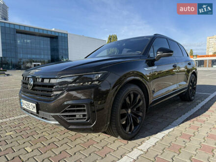 Фольксваген Туарег 2020 в Одессе на Automoto.ua Коричневый Фольксваген Туарег, объемом двигателя 2.99 л и пробегом 55 тыс. км за 58500 $, фото 1 на Automoto.ua