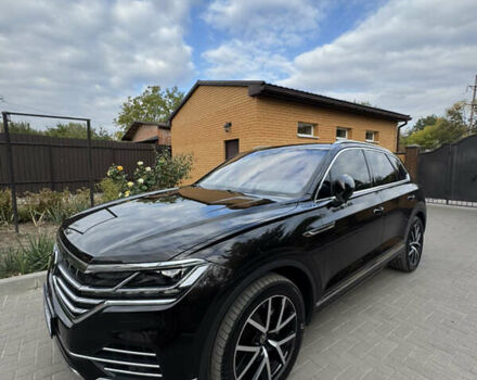 Коричневий Фольксваген Туарег, об'ємом двигуна 2.97 л та пробігом 38 тис. км за 62300 $, фото 1 на Automoto.ua