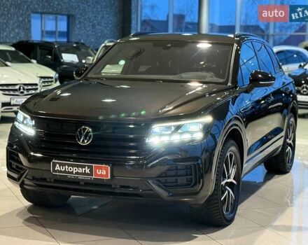 Коричневый Фольксваген Туарег, объемом двигателя 3 л и пробегом 114 тыс. км за 60990 $, фото 1 на Automoto.ua