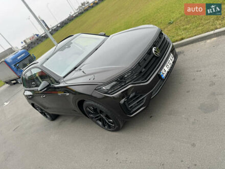 Коричневий Фольксваген Туарег, об'ємом двигуна 3 л та пробігом 67 тис. км за 72999 $, фото 1 на Automoto.ua