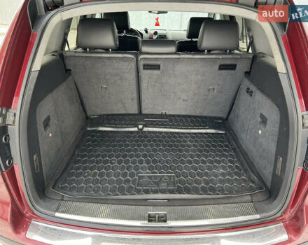 Красный Фольксваген Туарег, объемом двигателя 2.5 л и пробегом 252 тыс. км за 3600 $, фото 18 на Automoto.ua