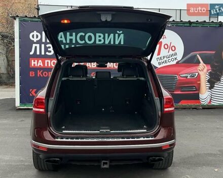 Красный Фольксваген Туарег, объемом двигателя 3.6 л и пробегом 189 тыс. км за 22649 $, фото 43 на Automoto.ua