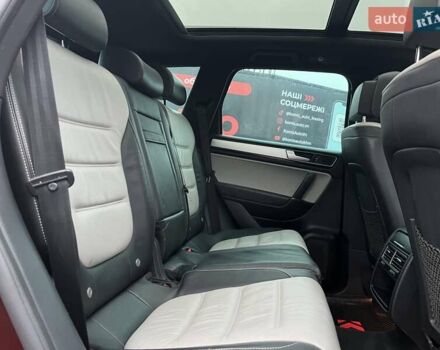 Красный Фольксваген Туарег, объемом двигателя 3.6 л и пробегом 189 тыс. км за 22649 $, фото 20 на Automoto.ua