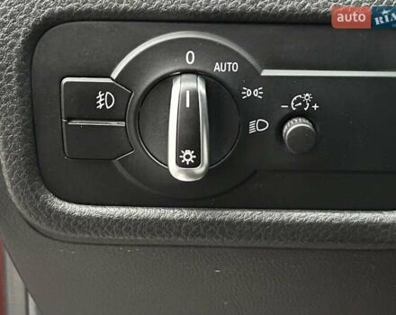 Красный Фольксваген Туарег, объемом двигателя 3.6 л и пробегом 189 тыс. км за 22649 $, фото 28 на Automoto.ua