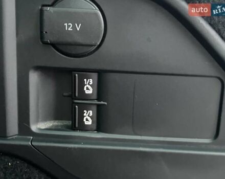 Красный Фольксваген Туарег, объемом двигателя 3.6 л и пробегом 189 тыс. км за 22649 $, фото 47 на Automoto.ua