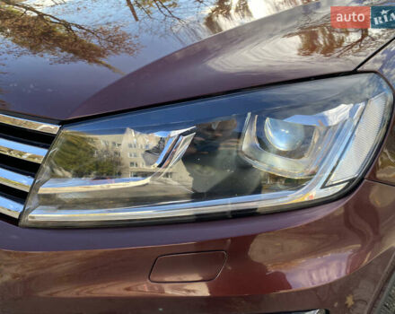 Красный Фольксваген Туарег, объемом двигателя 3.6 л и пробегом 127 тыс. км за 21500 $, фото 15 на Automoto.ua