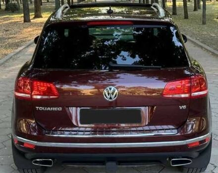 Красный Фольксваген Туарег, объемом двигателя 3.6 л и пробегом 75 тыс. км за 15000 $, фото 17 на Automoto.ua