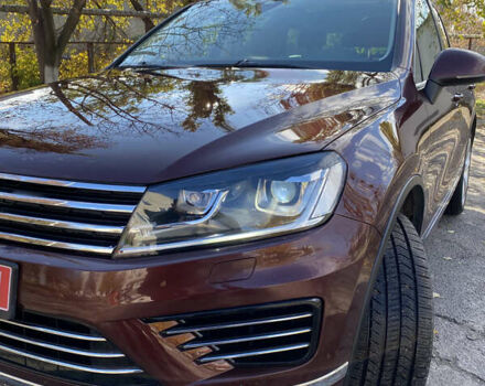 Красный Фольксваген Туарег, объемом двигателя 3.6 л и пробегом 127 тыс. км за 21500 $, фото 12 на Automoto.ua