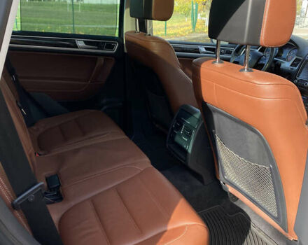 Красный Фольксваген Туарег, объемом двигателя 3.6 л и пробегом 127 тыс. км за 21500 $, фото 46 на Automoto.ua