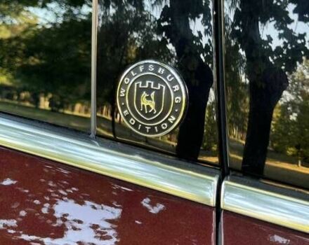 Красный Фольксваген Туарег, объемом двигателя 3.6 л и пробегом 75 тыс. км за 15000 $, фото 3 на Automoto.ua