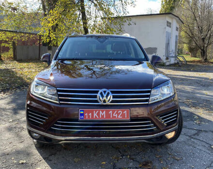 Красный Фольксваген Туарег, объемом двигателя 3.6 л и пробегом 127 тыс. км за 21500 $, фото 11 на Automoto.ua