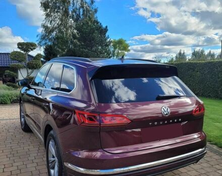 Красный Фольксваген Туарег, объемом двигателя 3 л и пробегом 40 тыс. км за 7800 $, фото 3 на Automoto.ua