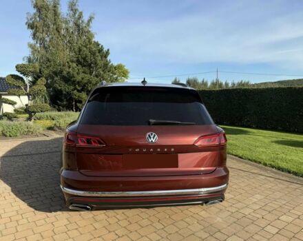 Красный Фольксваген Туарег, объемом двигателя 3 л и пробегом 40 тыс. км за 7800 $, фото 4 на Automoto.ua