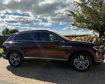 Красный Фольксваген Туарег, объемом двигателя 3 л и пробегом 40 тыс. км за 7800 $, фото 5 на Automoto.ua