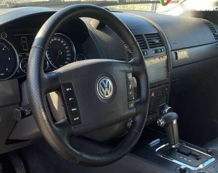 Фольксваген Туарег, объемом двигателя 3 л и пробегом 246 тыс. км за 10700 $, фото 17 на Automoto.ua