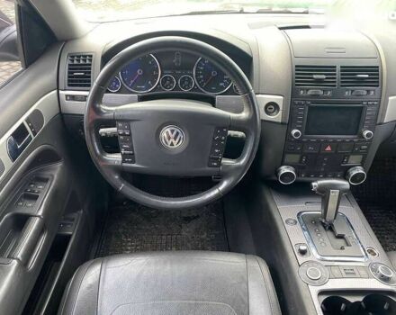 Фольксваген Туарег, объемом двигателя 5 л и пробегом 282 тыс. км за 10000 $, фото 12 на Automoto.ua