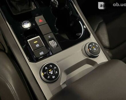 Фольксваген Туарег, объемом двигателя 3 л и пробегом 68 тыс. км за 61900 $, фото 18 на Automoto.ua