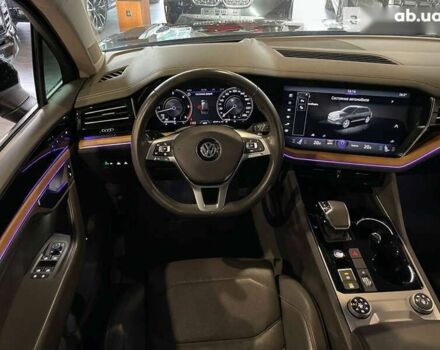 Фольксваген Туарег, объемом двигателя 3 л и пробегом 68 тыс. км за 61900 $, фото 27 на Automoto.ua