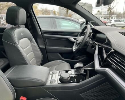 Фольксваген Туарег, об'ємом двигуна 3 л та пробігом 15 тис. км за 95870 $, фото 25 на Automoto.ua